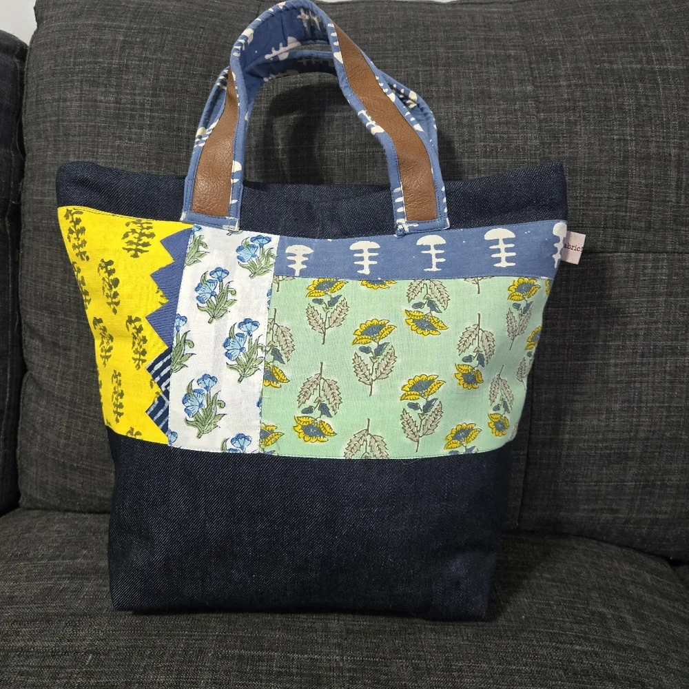 Ethnic patchwork tote - Picture 3 of 3